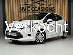 Ford Fiesta - 1.4 Trend NIEUWE APK/TREKHAAK/CENTV/ISOFIX