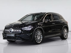 Mercedes-Benz GLA-Klasse - 180 AMG Line | Panorama dak