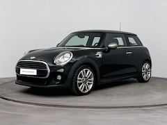 MINI Cooper - Hatchback / Sportstoelen / Cruise Control / Navigatie