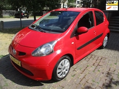 Toyota Aygo - 1.0-12V +AUTOMAAT//ORG 170.522KM MET BOEKJES//