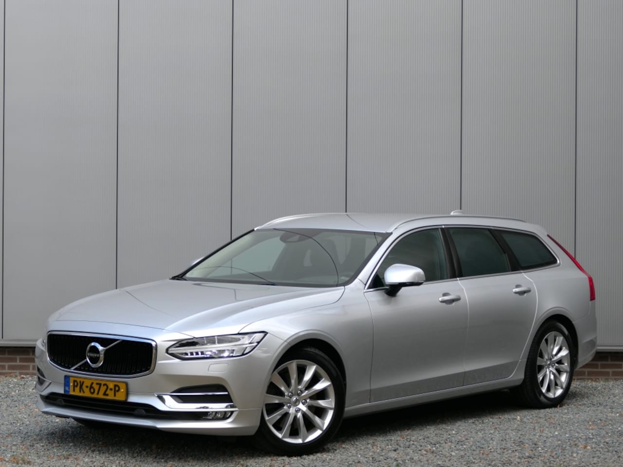 Volvo V90 - T5 Momentum Polestar optimalisatie / Leer / BLIS / Pilot Assist - AutoWereld.nl