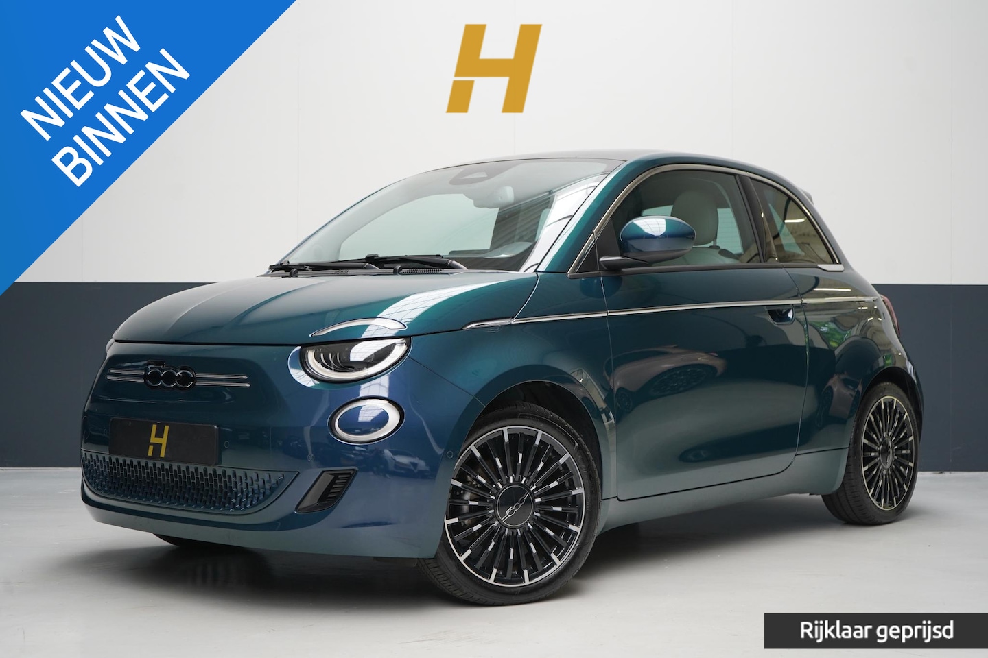 Fiat 500 - La Prima 42 kWh | SoH 94,9% | Navigatie | Carplay | Climate control | Cruise control | Lm - AutoWereld.nl