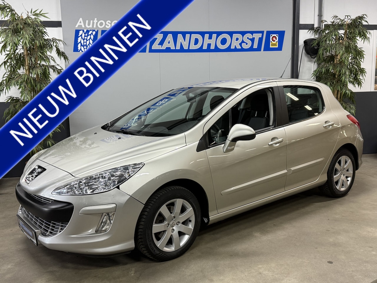 Peugeot 308 - 1.6 VTi Style // Incl. Nieuwe APK!!! - AutoWereld.nl