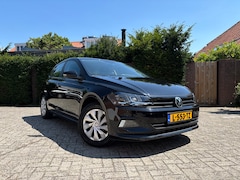 Volkswagen Polo - 1.0 MPI Comfortline Business