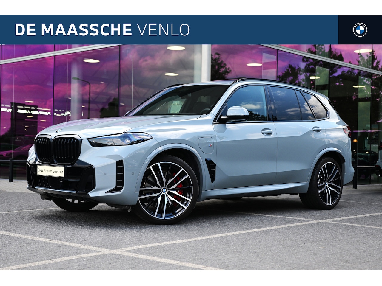 BMW X5 - xDrive50e M Sport Automaat / Trekhaak / Panoramadak / Comfortstoelen / Comfort Access / So - AutoWereld.nl