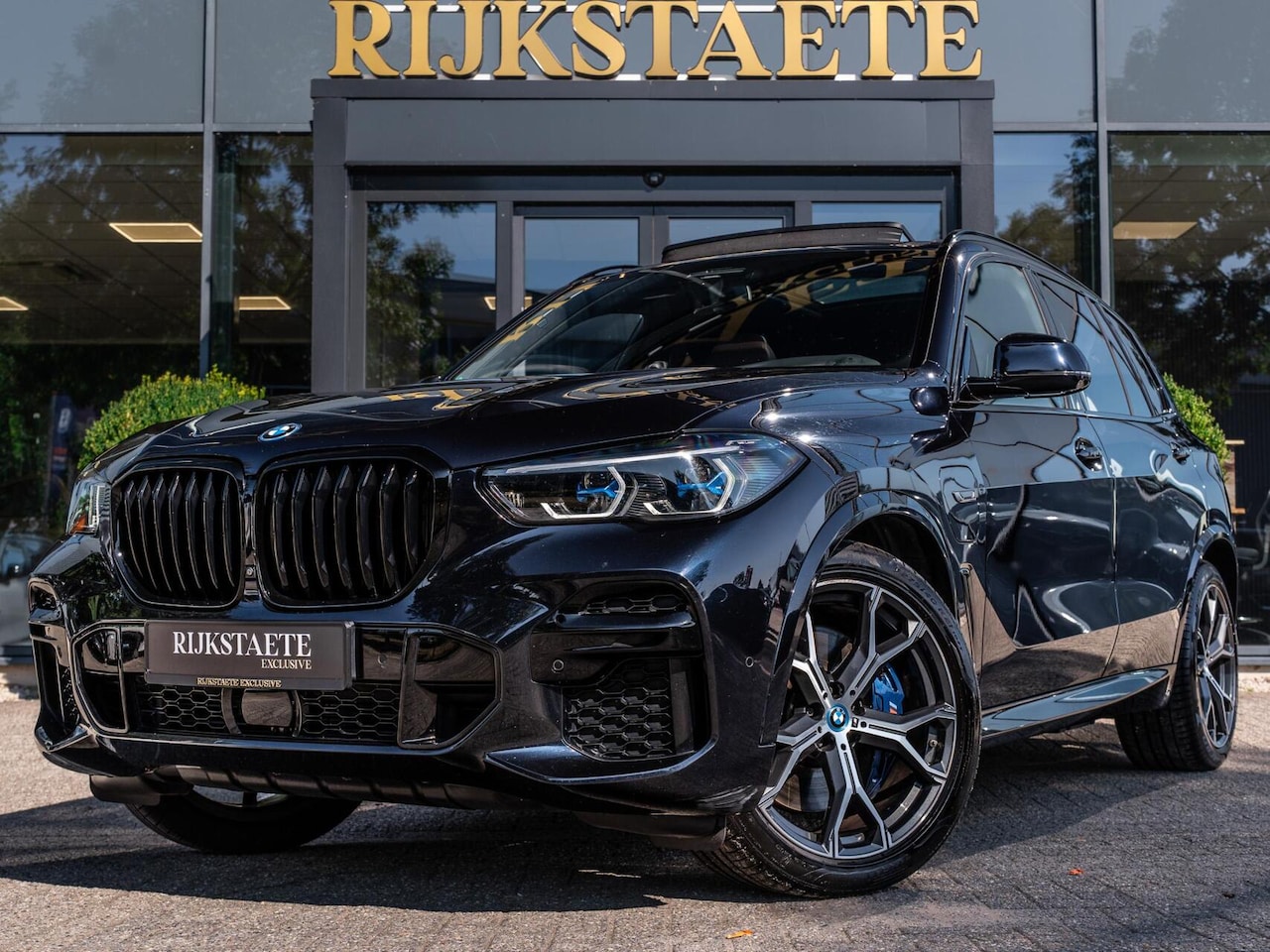 BMW X5 - xDrive45e High Executive|PANO|M-SPORT|21''|MEMORY|CAM - AutoWereld.nl