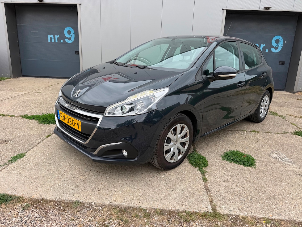 Peugeot 208 - 1.2 PureTech Blue Lion met airco - AutoWereld.nl