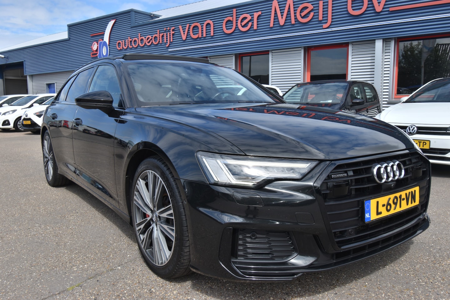 Audi A6 Avant - 55 TFSI e quattro Competition 55 TFSI e quattro Competition , TREKHAAK , EL PANODAK , RONDOM CAM , LED KOPL , BOM VOL OP - AutoWereld.nl