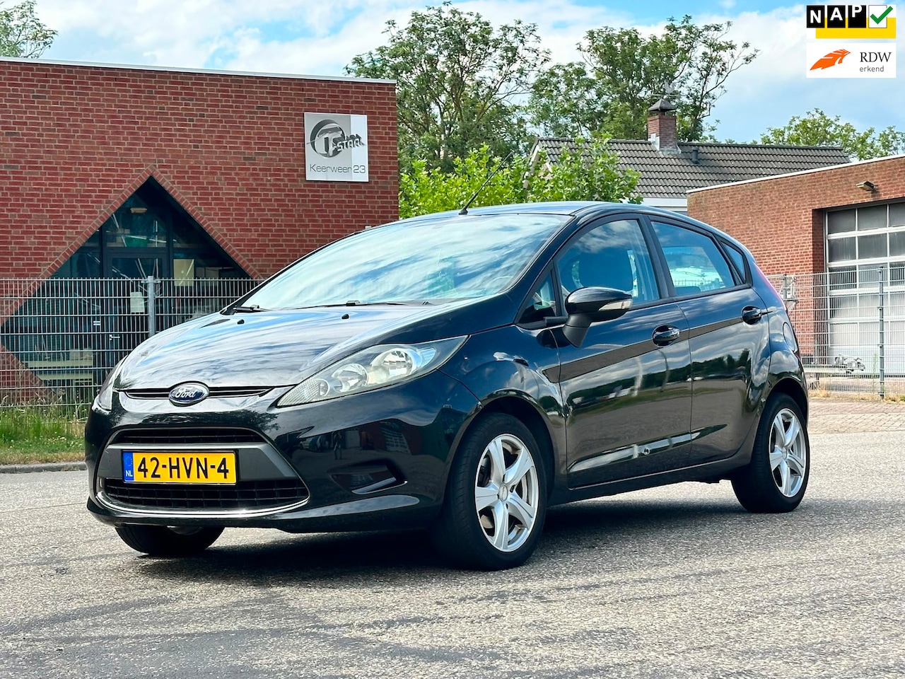 Ford Fiesta - 1.25 Trend 5DR*Airco*21-08-2027 APK*Elektrische ramen*AUX* - AutoWereld.nl