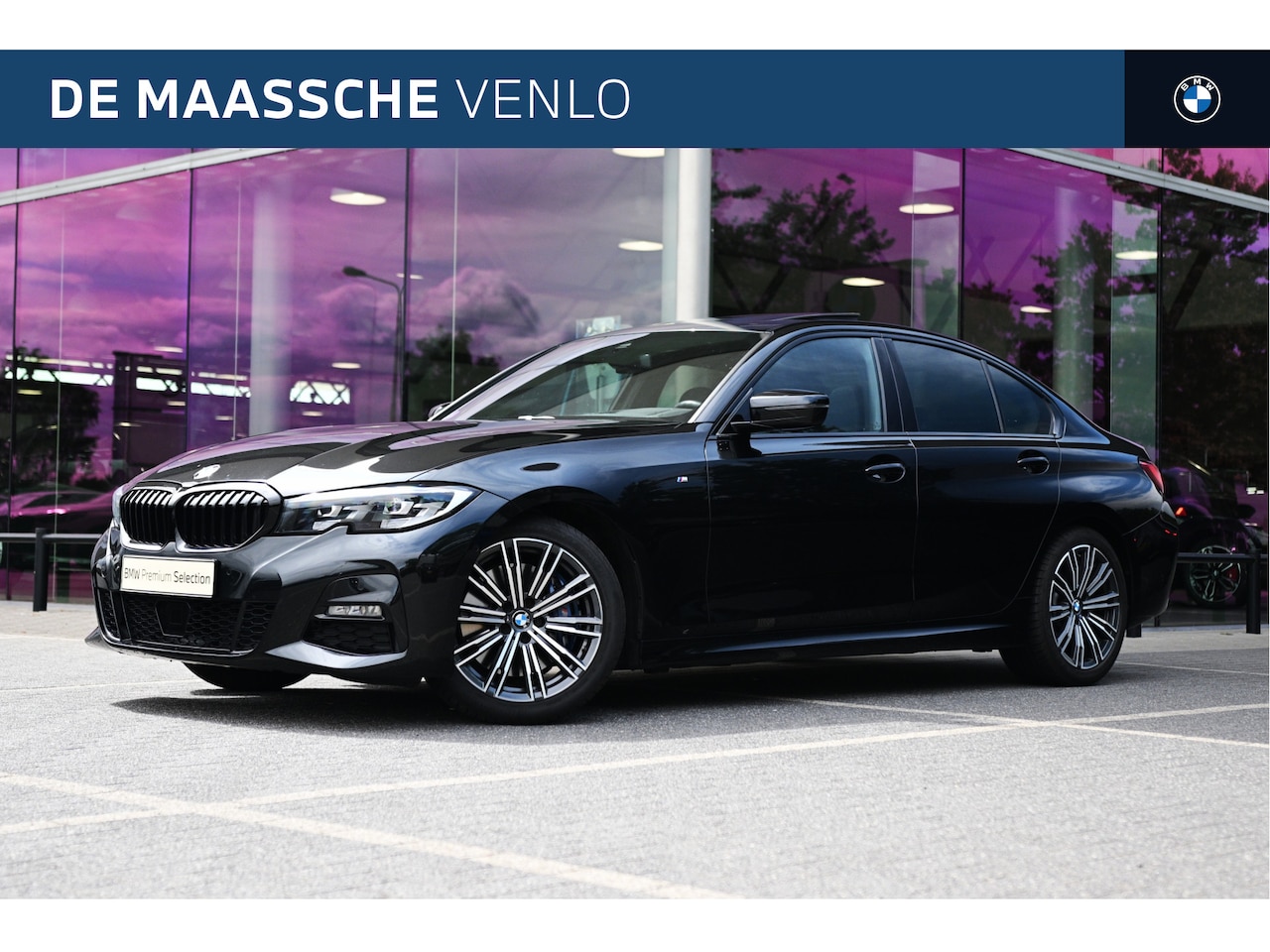 BMW 3-serie - 330i Executive Automaat / Trekhaak / Schuif-Kanteldak / Sportstoelen / Achteruitrijcamera - AutoWereld.nl