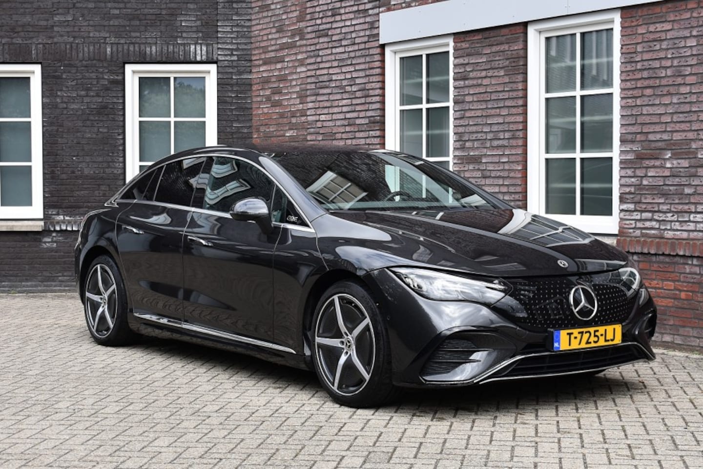 Mercedes-Benz EQE - 300 Sport Edition 89 kWh Wij zijn op afspraak geopend! Graag bellen voor uw komst. - AutoWereld.nl