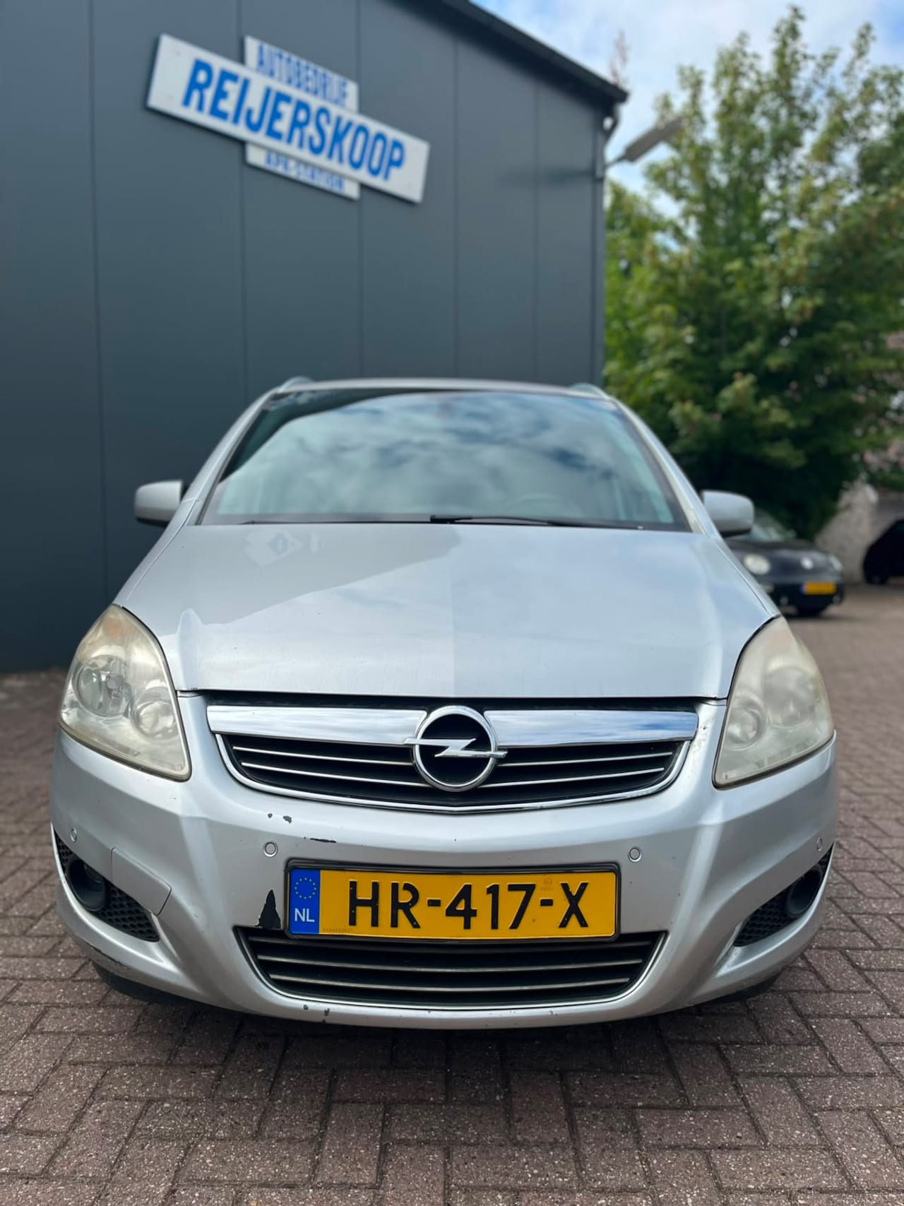 Opel Zafira - 1.6 Cosmo Let op: lekt motorolie bij koelvloeistof