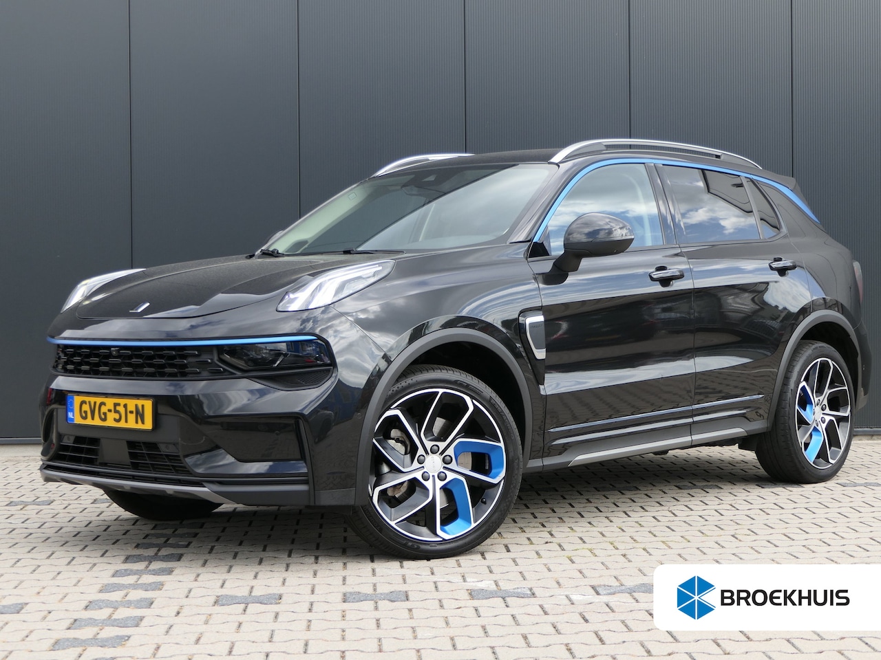 Lynk & Co 01 - 1.5 | Panoramadak | Premium Audio | Stoelverwarming | 360 Camera | 20 Inch | LED | DAB | B - AutoWereld.nl