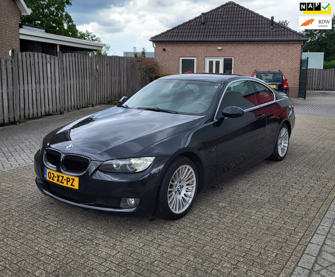 BMW 3-serie Coupé - 320i 320i, Navi,Xenon,Clima,Cruisec,APK06/2027! - AutoWereld.nl