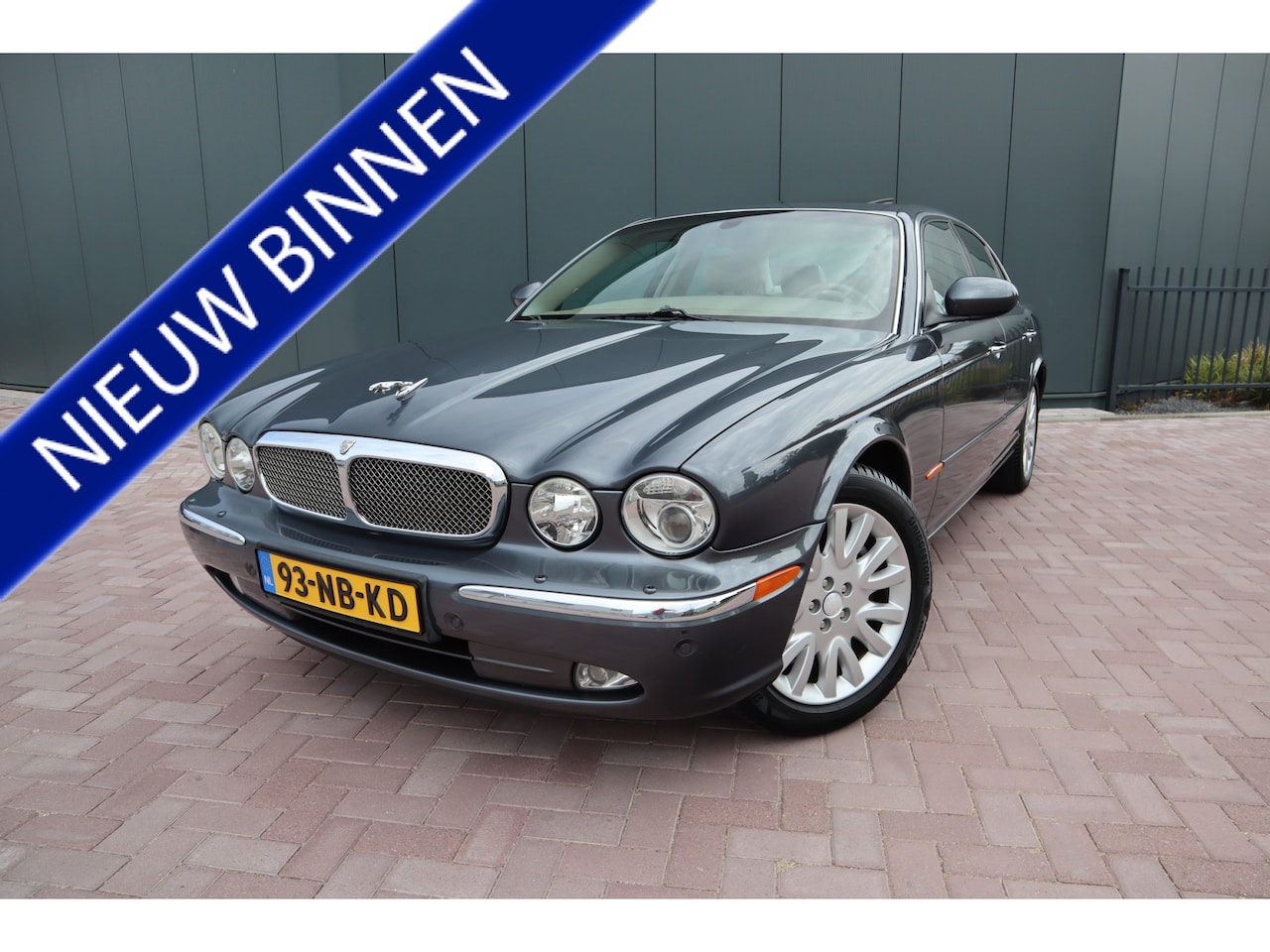 Jaguar XJ - 3.5 V8 Executive Automaat Schuifdak Leder Navigatie Etc. Etc. - AutoWereld.nl