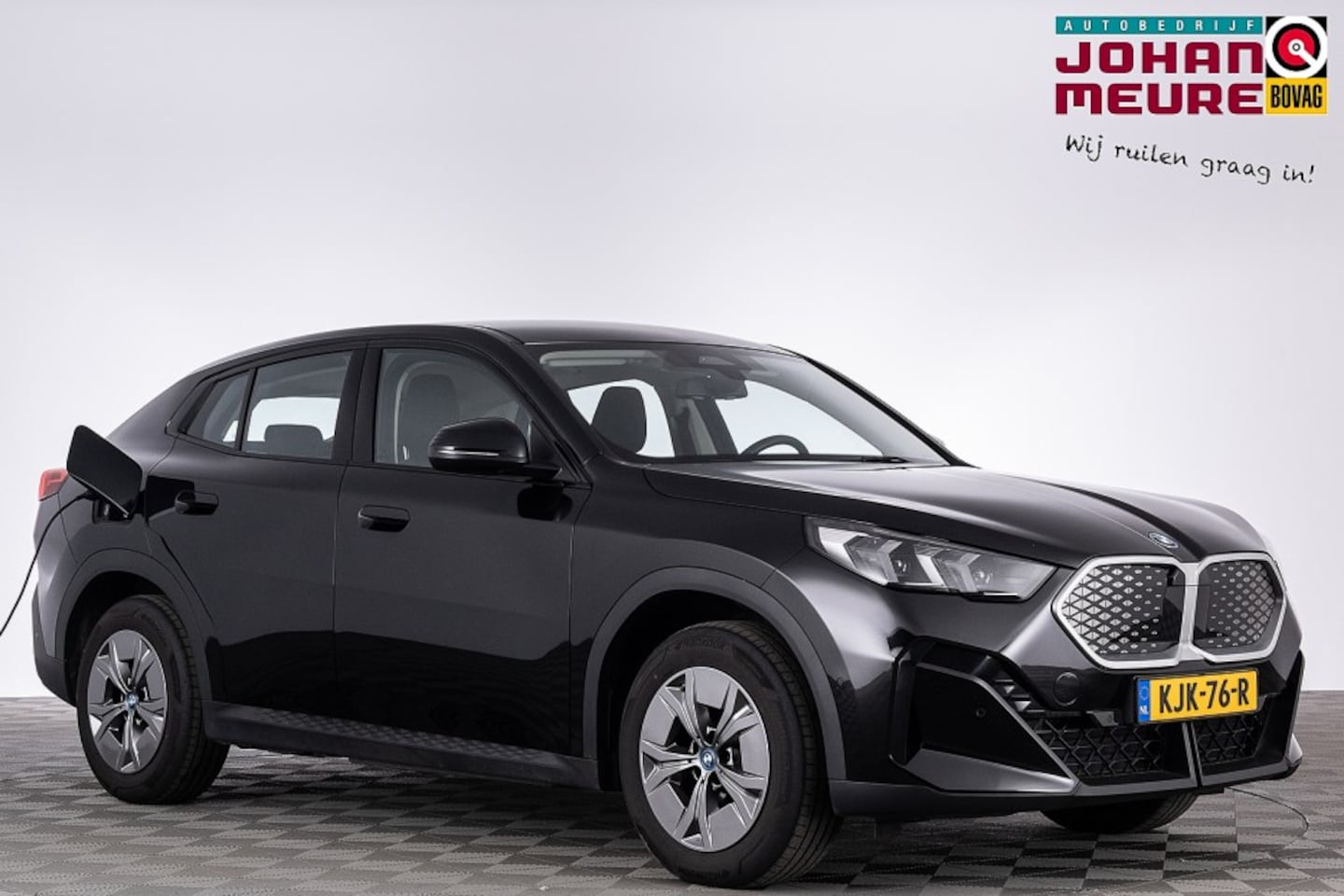 BMW iX2 - eDrive20 67 kWh | Full LED | NAVI | PDC | ECC | SOH: 98,3% | - AutoWereld.nl
