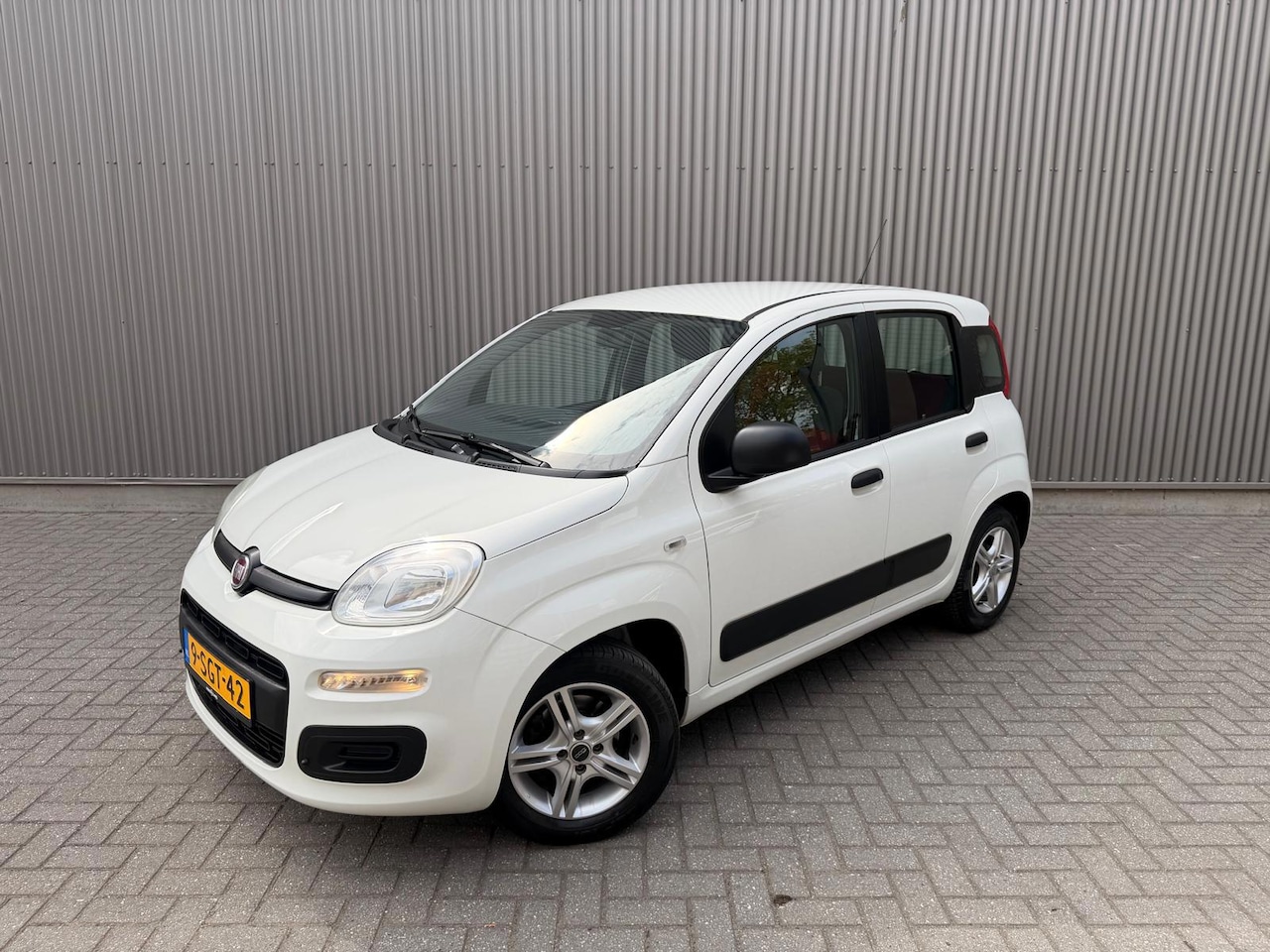 Fiat Panda - 0.9 TwinAir Pop Nieuwe Apk + Onderhoudsbeurt|Elektrische ramen - AutoWereld.nl
