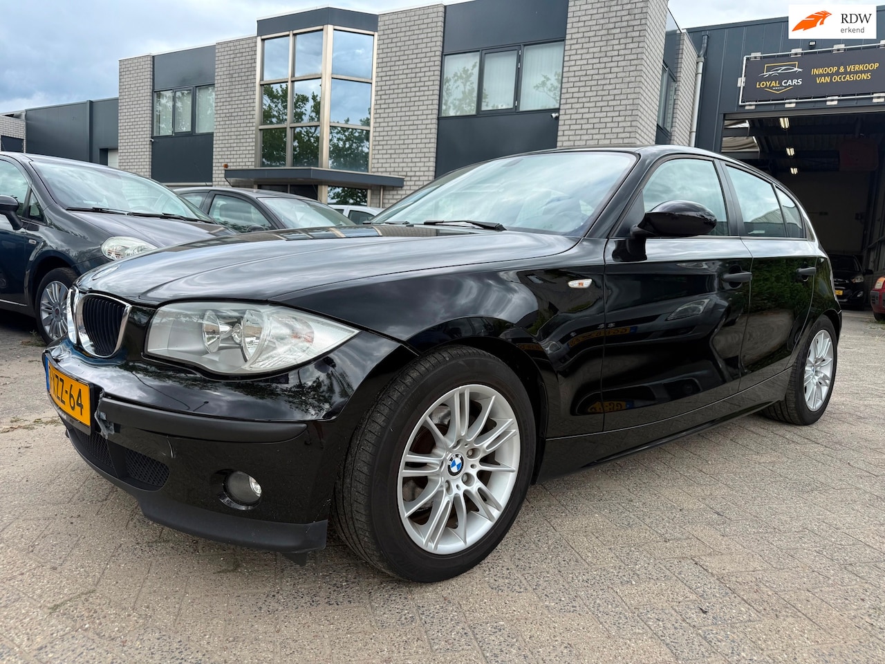 BMW 1-serie - 116i Trekhaak Airco Parkeersensor - AutoWereld.nl