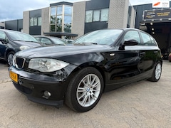 BMW 1-serie - 116i Trekhaak Airco Parkeersensor