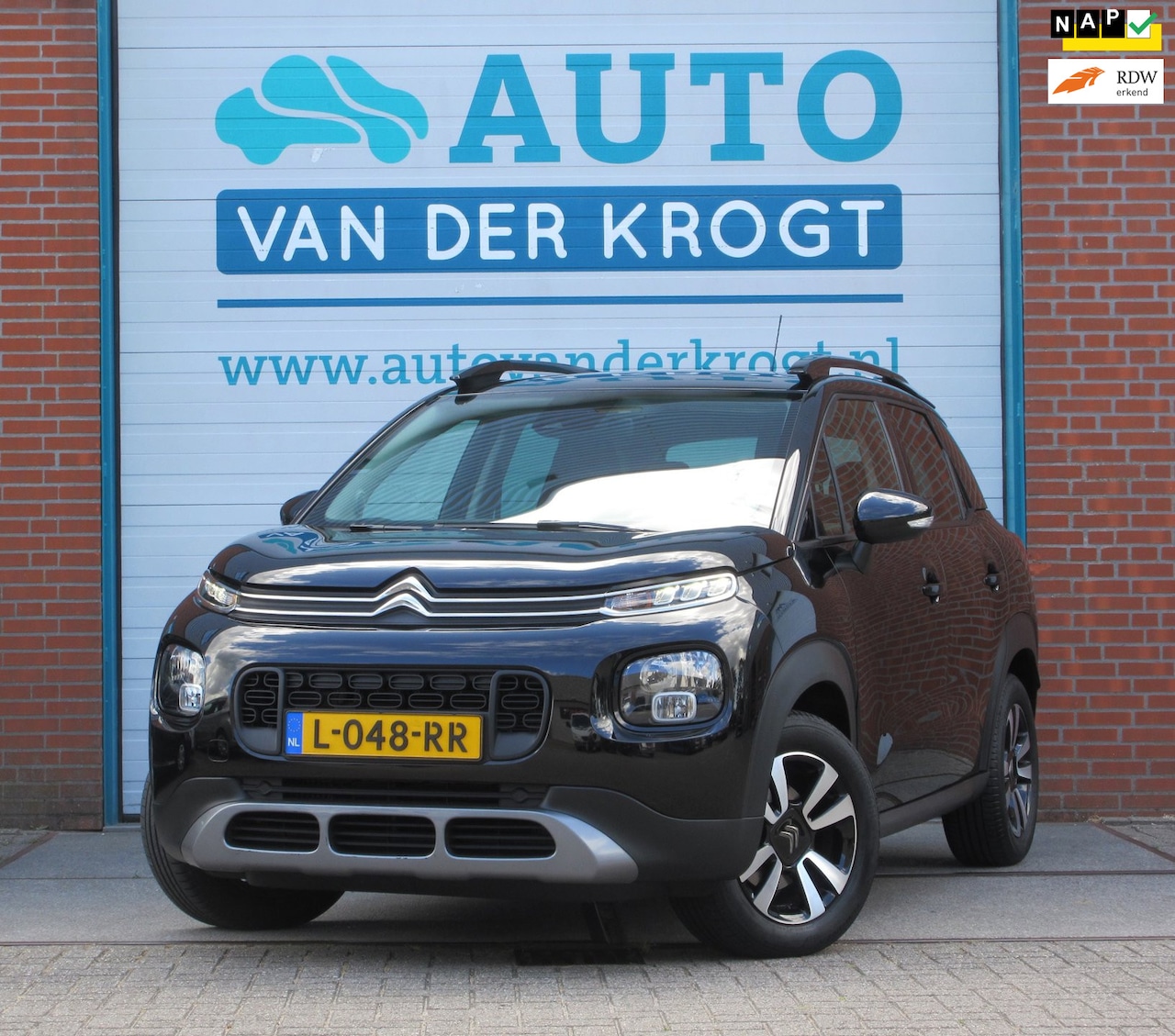 Citroën C3 Aircross - 1.2 PureTech Shine 1.2 PureTech Shine, Clima, Navi, 1e Eig, 16.681 km !!! APK 8-28 - AutoWereld.nl