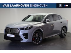 BMW iX2 - eDrive20 M Sport / Trekhaak / Sportstoelen / M Adaptief onderstel / Parking Assistant Plus