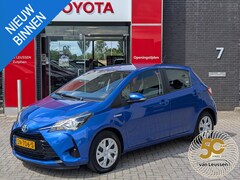 Toyota Yaris - 1.5 Hybrid Aspiration CRUISE CONTROL NAVIGATIE ACHTERUITRIJCAMERA ARMSTEUN