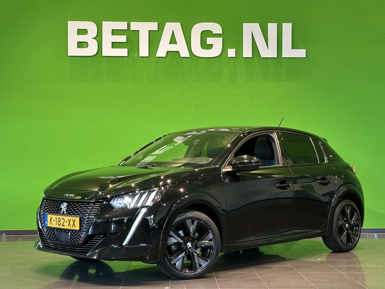Peugeot 208 - 1.2 100 PK GT | Panorama dak | Camera | - AutoWereld.nl