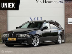 BMW 5-serie Touring - 530i M Tech Bomvol Pano Memory Zwarte hemel Trekhaak