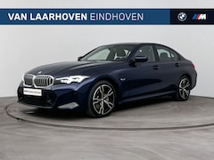 BMW 3-serie - 320e M Sport Automaat / Sportstoelen / Comfort Access / Cruise Control / PDC / Live Cockpi