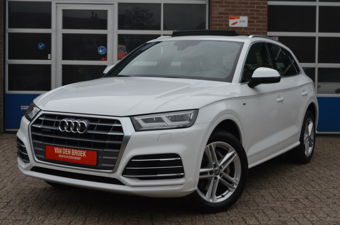 Audi Q5 - 50 TFSI e S-Line | HYBRID - PANODAK - AutoWereld.nl