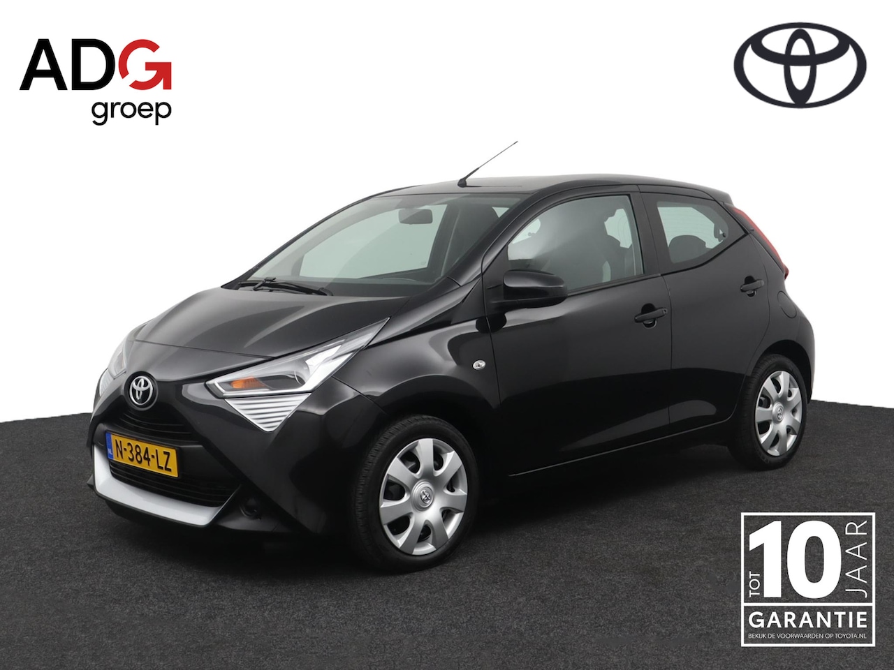 Toyota Aygo - 1.0 VVT-i x-play | Groot scherm multimedia | Airco | Parkeercamera | - AutoWereld.nl
