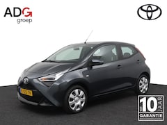 Toyota Aygo - 1.0 VVT-i x-play | Groot scherm multimedia | Airco | Parkeercamera |