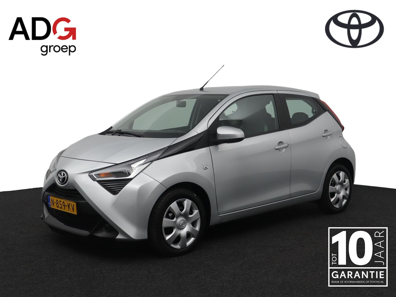 Toyota Aygo - 1.0 VVT-i x-play | Groot scherm multimedia | Airco | Parkeercamera | - AutoWereld.nl