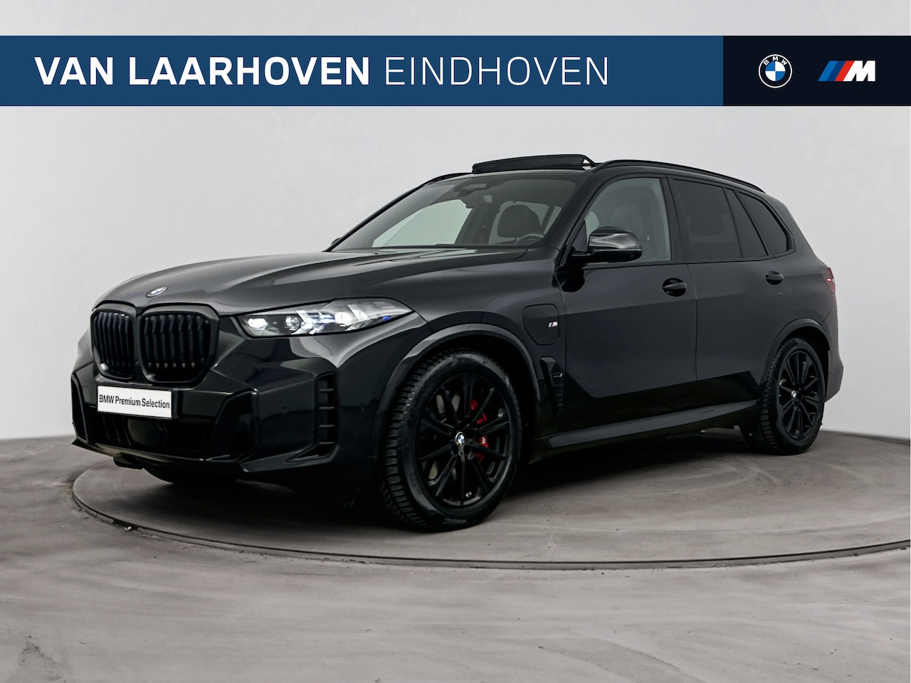 BMW X5 - xDrive50e M Sport Automaat / Panoramadak / Comfortstoelen / Comfort Access / Adaptieve LED - AutoWereld.nl