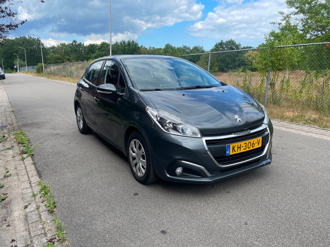 Peugeot 208 - 1.6 BlueHDi Blue Lease 1.6 BlueHDi Blue Lease - AutoWereld.nl