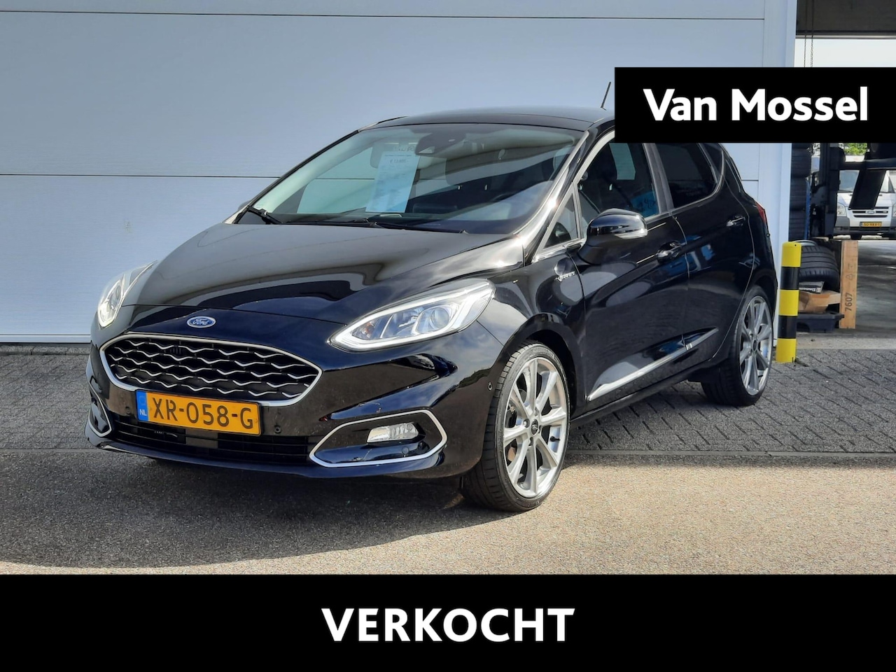 Ford Fiesta - 1.0 EcoBoost Vignale | Met Panorama dak! - AutoWereld.nl