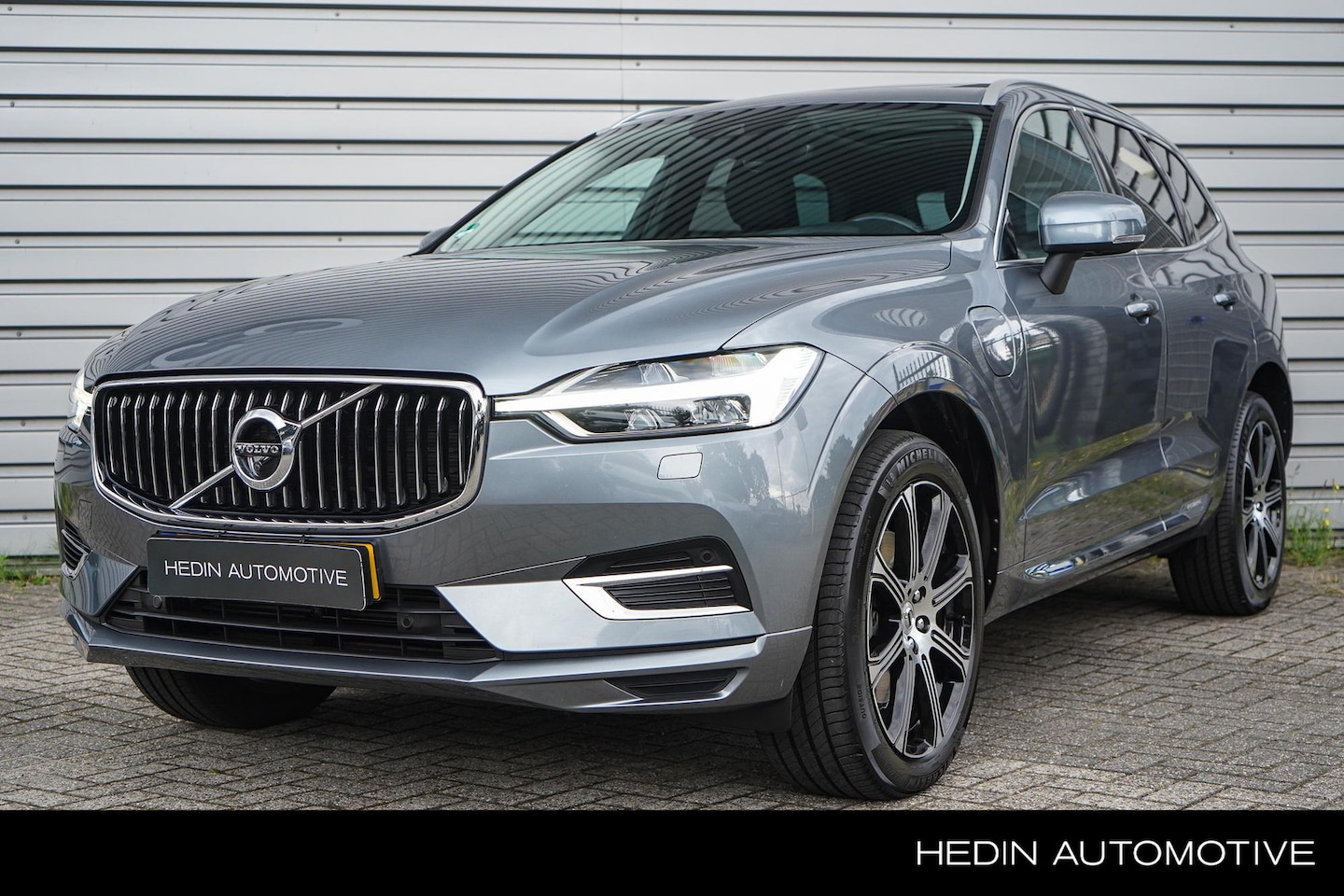 Volvo XC60 - 2.0 Recharge T6 AWD R-Design | Panoramadak | Harman/Kardon Audio | Elektrisch verstelbare - AutoWereld.nl