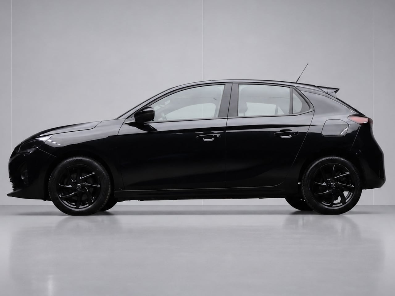Opel Corsa - 1.2 GS Line Sport (APPLE CARPLAY,NAVI,LED,VIRTUAL COCKPIT,360 CAMERA,,KEYLESS,SPORTSTOELEN - AutoWereld.nl
