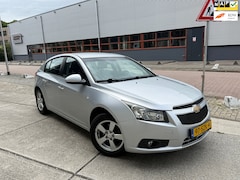 Chevrolet Cruze - 1.8 LT AUTOMAAT 46000 NAP NAVI Volledig onderhouden AIRCO