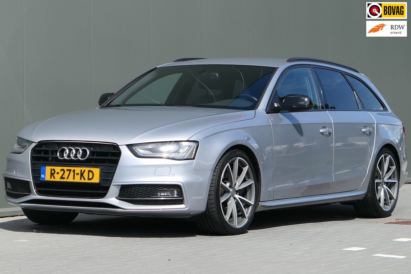 Audi A4 Avant - 3.0 TFSI quattro Sport Edition B&O Stoelverwarming Achterruitrijcamera Navi Cruise - AutoWereld.nl