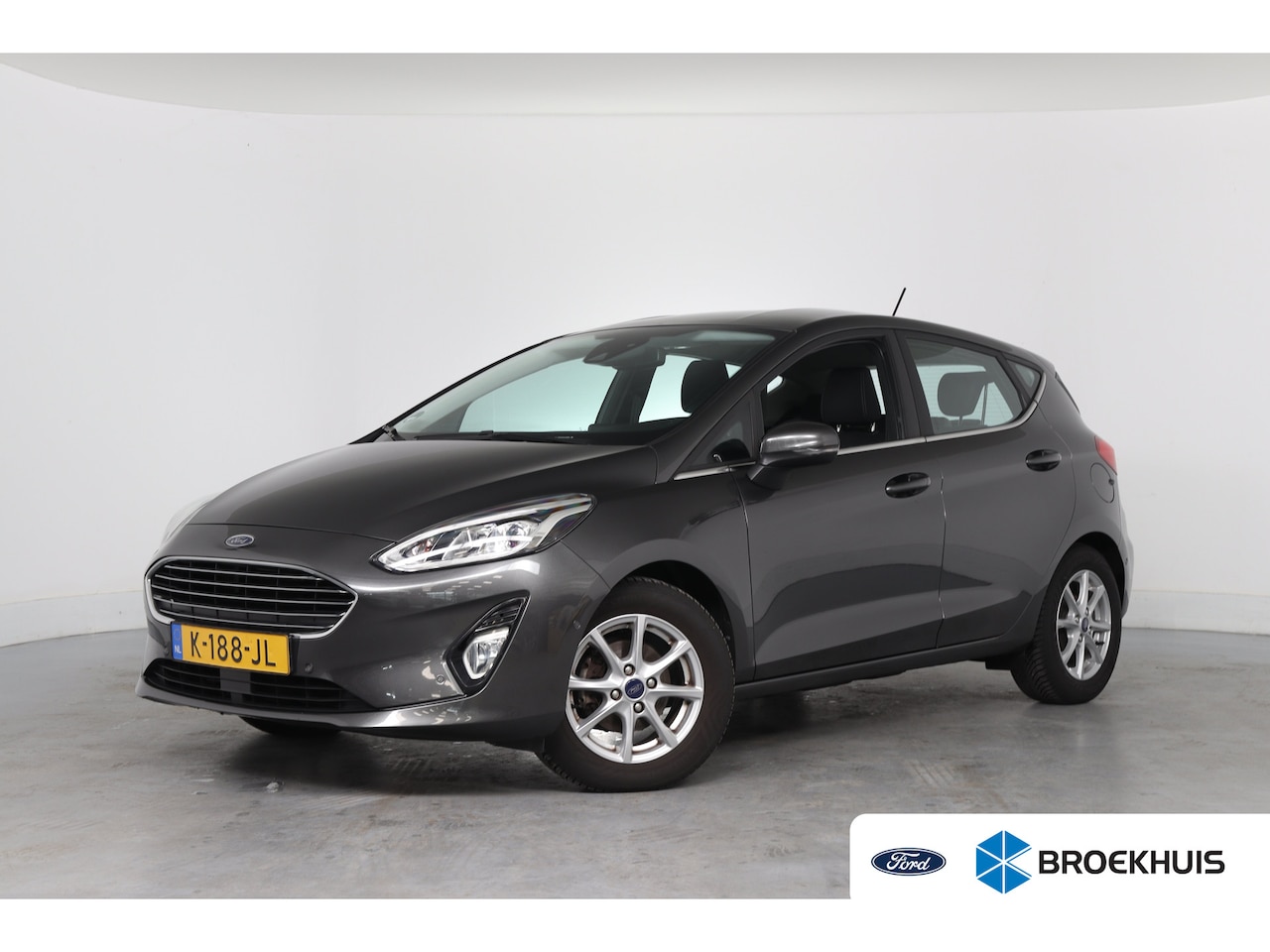 Ford Fiesta - | 1e Eigenaar! | Trekhaak | Cruise Adaptive | Navi by App | Clima | Camera | Parkeersensor - AutoWereld.nl