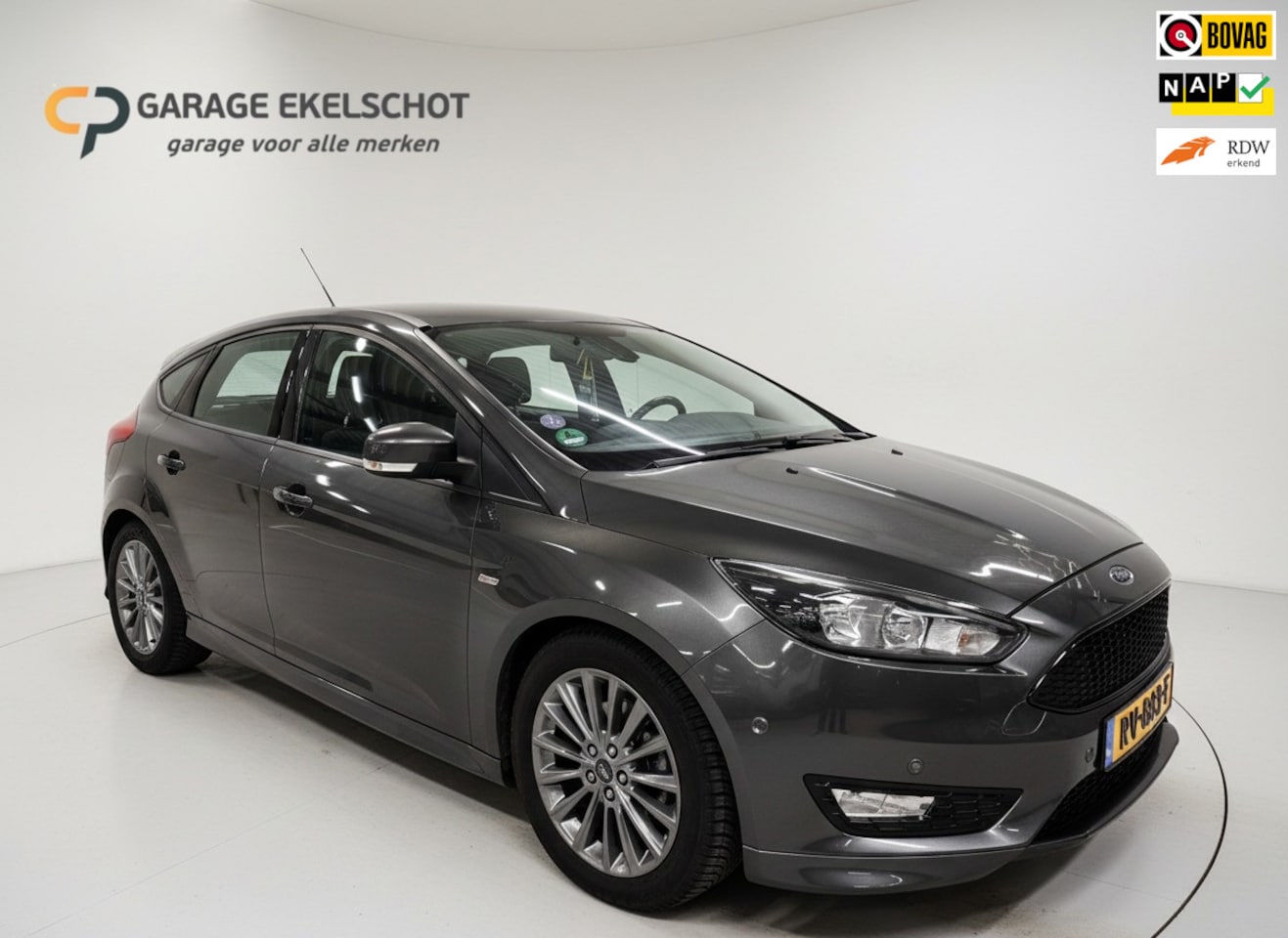 Ford Focus - 1.0 ST-Line|NAP|Cruise|Camera|Carplay - AutoWereld.nl
