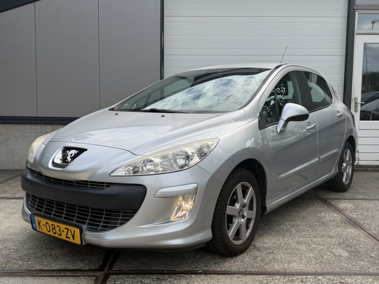 Peugeot 308 - 1.6 | Airco | 5drs | Lm velgen | APK - AutoWereld.nl