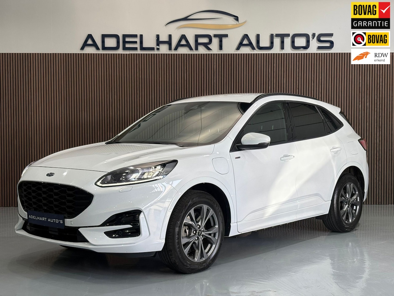 Ford Kuga - 2.5 PHEV ST-Line Automaat / Navigatie full map / Camera / Cruise control / Climate control - AutoWereld.nl