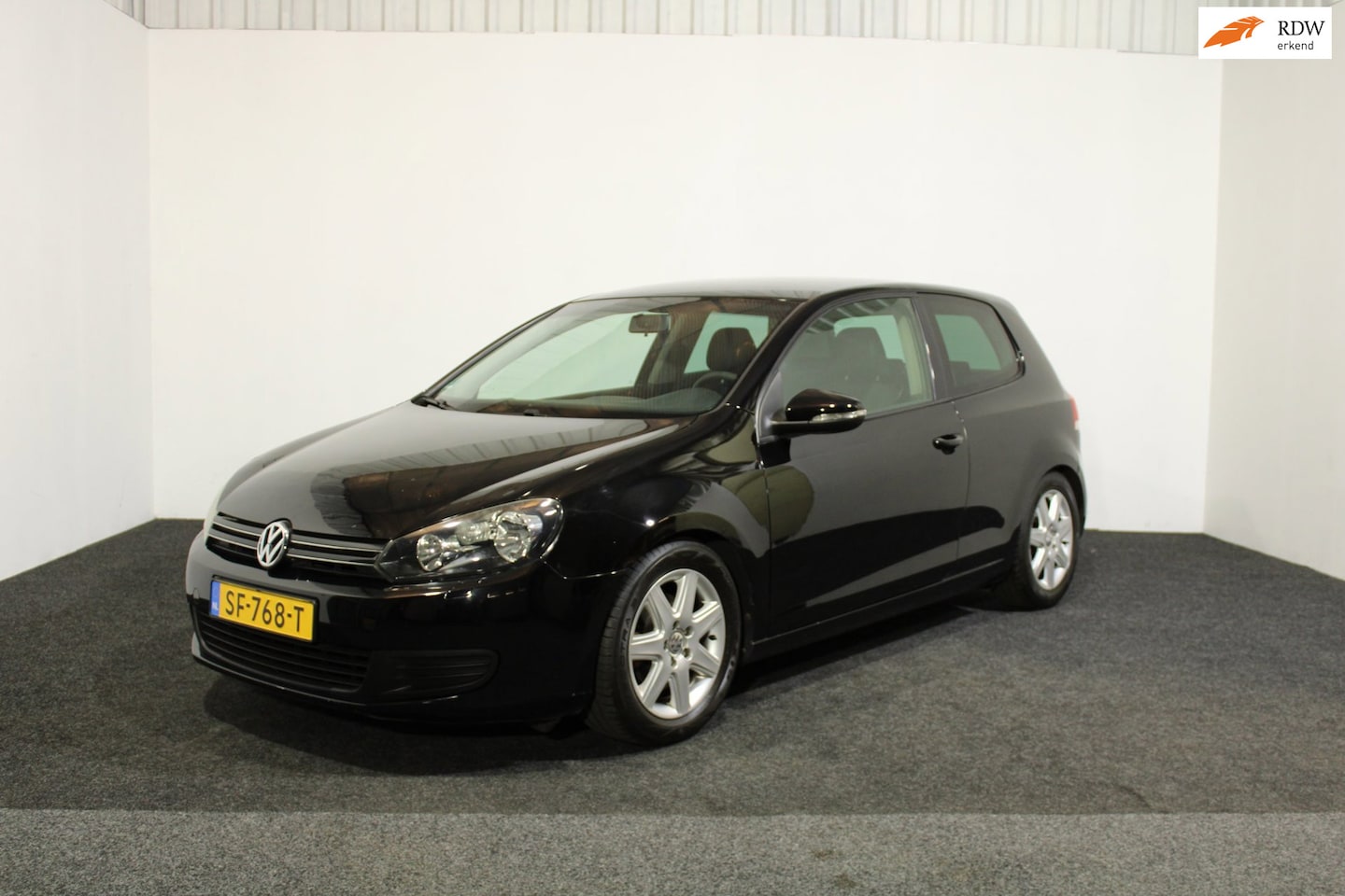 Volkswagen Golf - 1.6 Trendline · Nieuwe onafhankelijke APK en afleveringsbeurt inclusief! - AutoWereld.nl