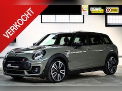 MINI Clubman - 2.0 Cooper S | JCW | Panoramadak | Head-Up | 19 inch | NL auto |