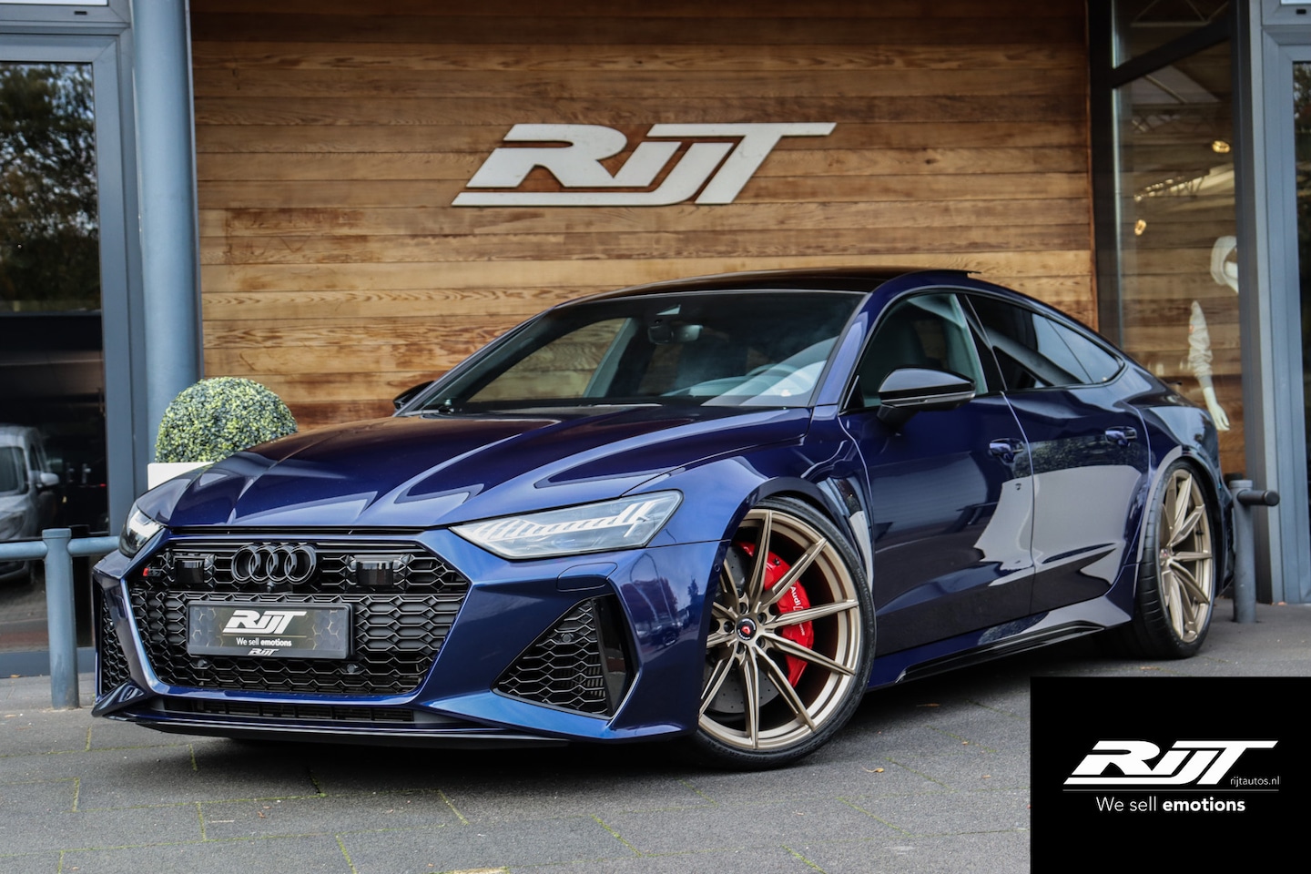 Audi RS7 - 4.0 V8 TFSI quattro **Dynamic Plus/4ws/Ceramic/Carbon/HUD/Pano/Matrix/360** - AutoWereld.nl