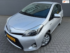 Toyota Yaris - 1.5 Full Hybrid Aspiration*AIRCO*APK*TERKHAAK*NAP*ELKT-RAAM*NAVI*CAMERA