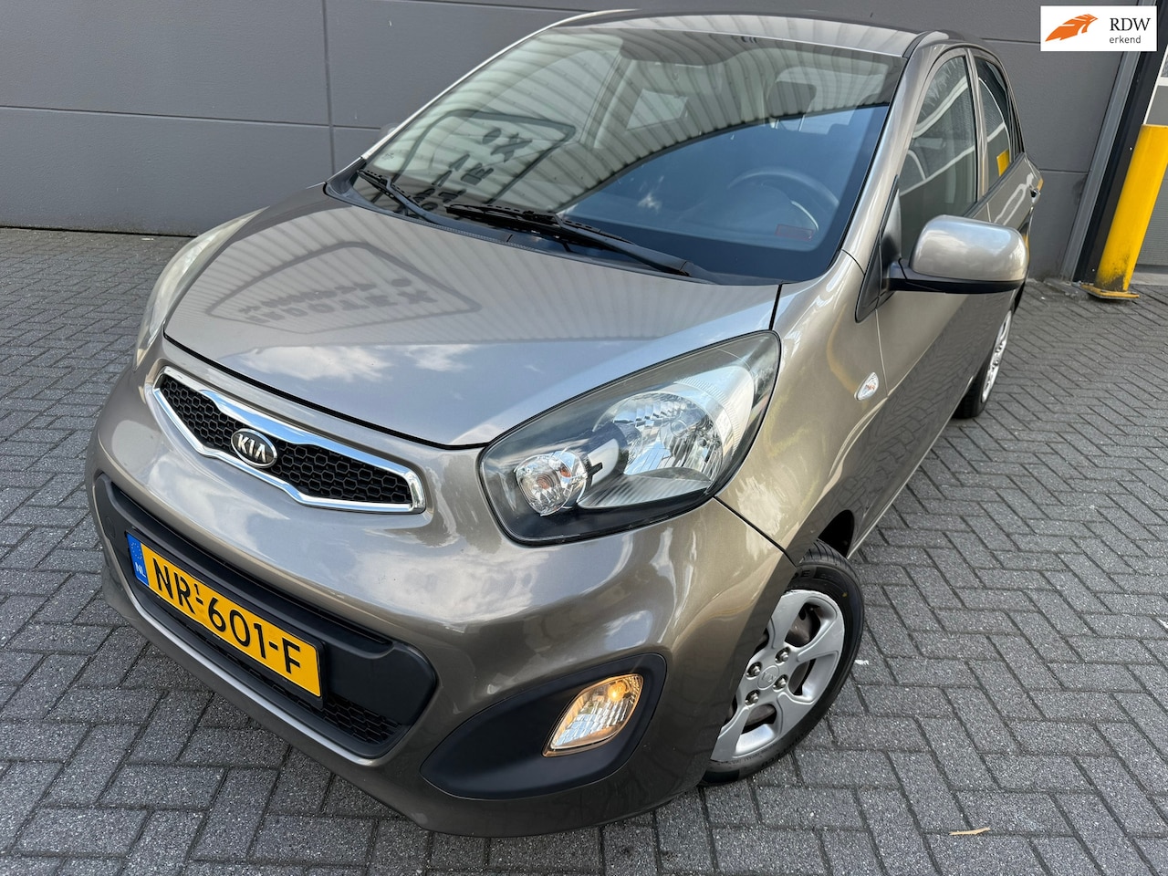 Kia Picanto - 1.0 CVVT Comfort Pack*AIRCO*NEW-APK*NAP*ELKT-RAAM - AutoWereld.nl