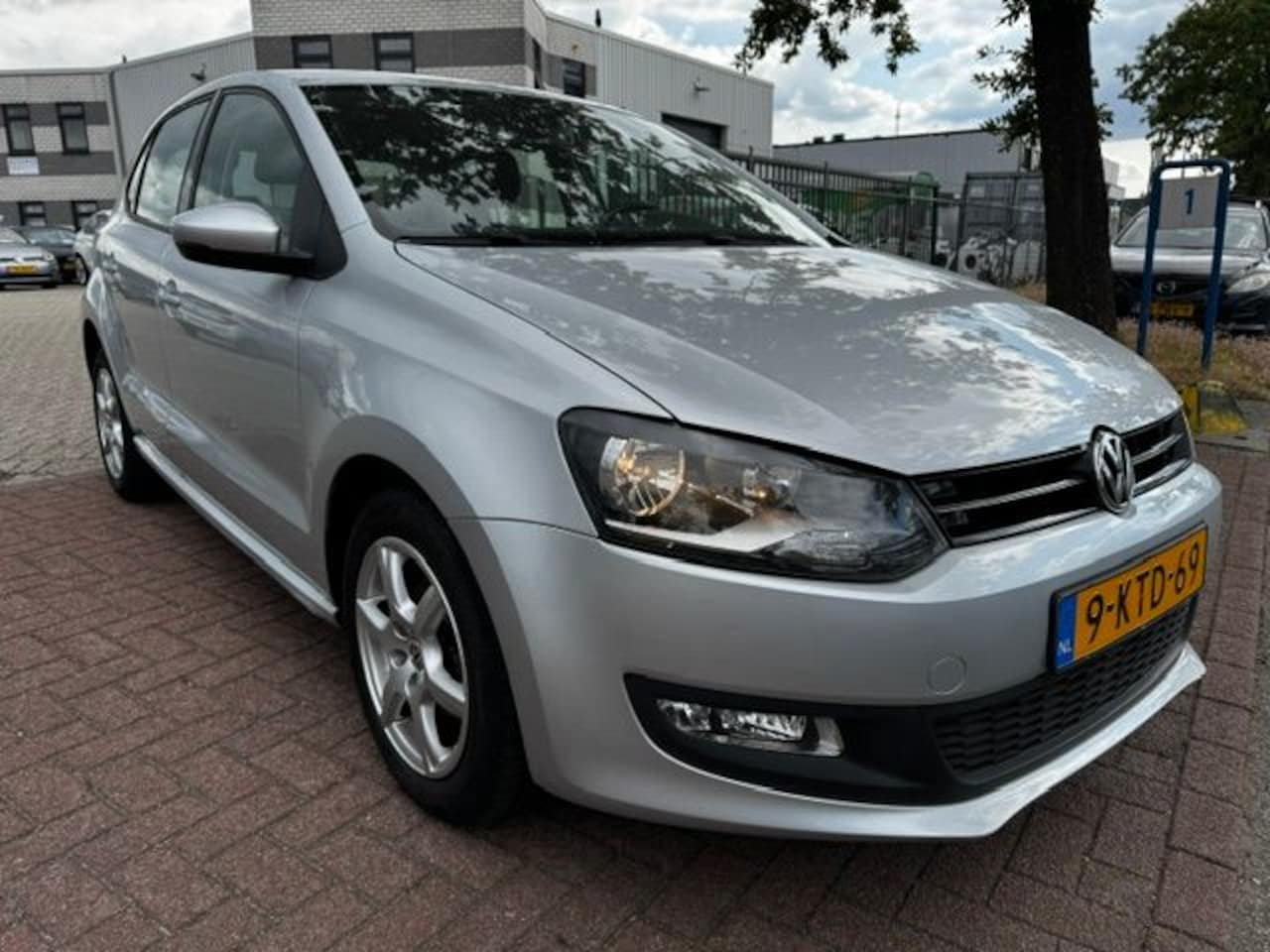 Volkswagen Polo - 1.2 TSI 5deurs BlueMotion Edition+ Airco,Cruisecontrol Nette Auto - AutoWereld.nl